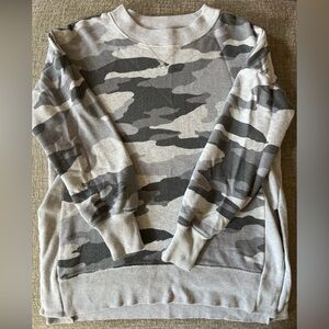Aerie Women’s Crew Neck Hometown Desert Camo Sweatshirt Pullover